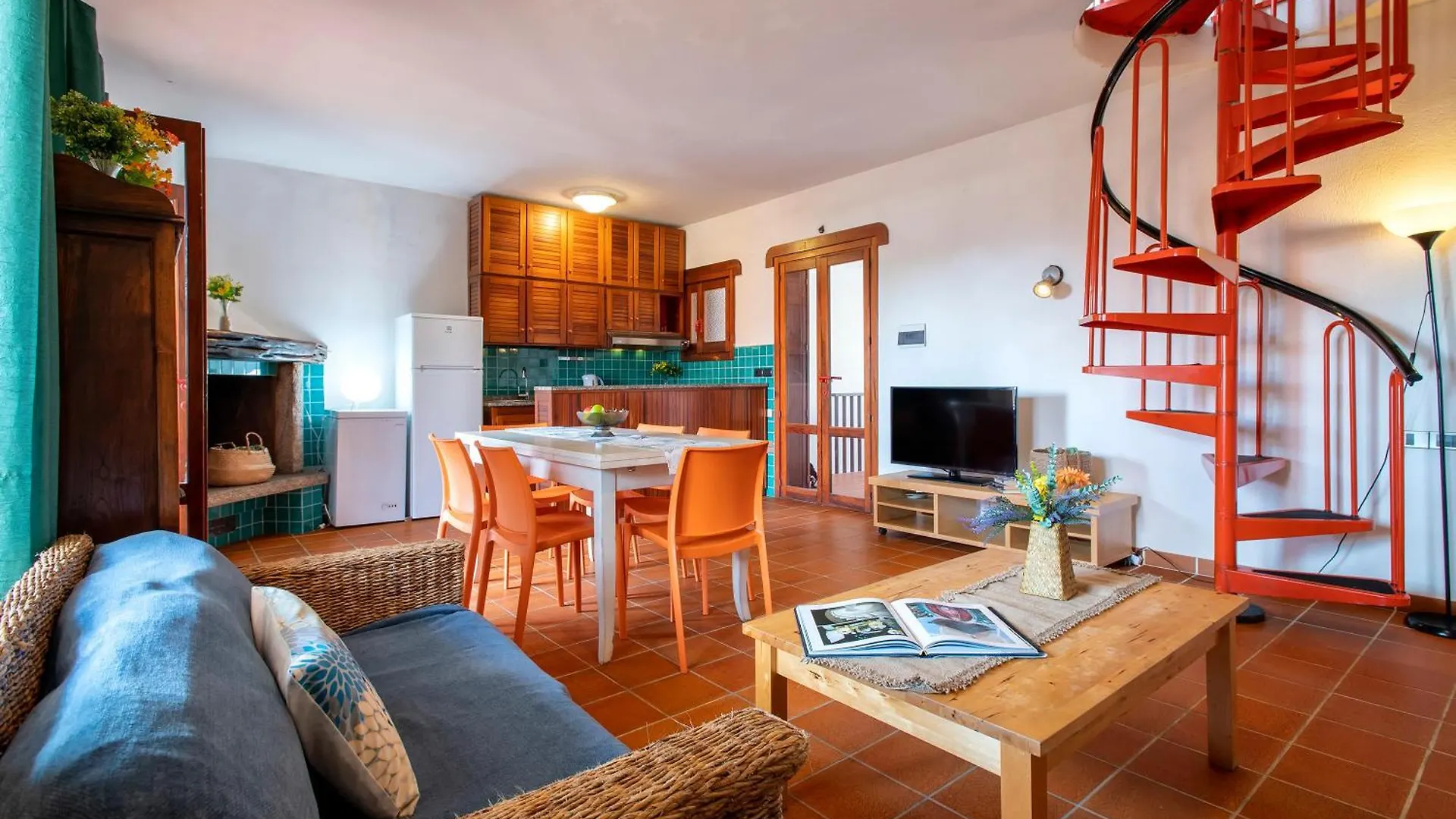 Pentavano White House Isola Rossa 0*,